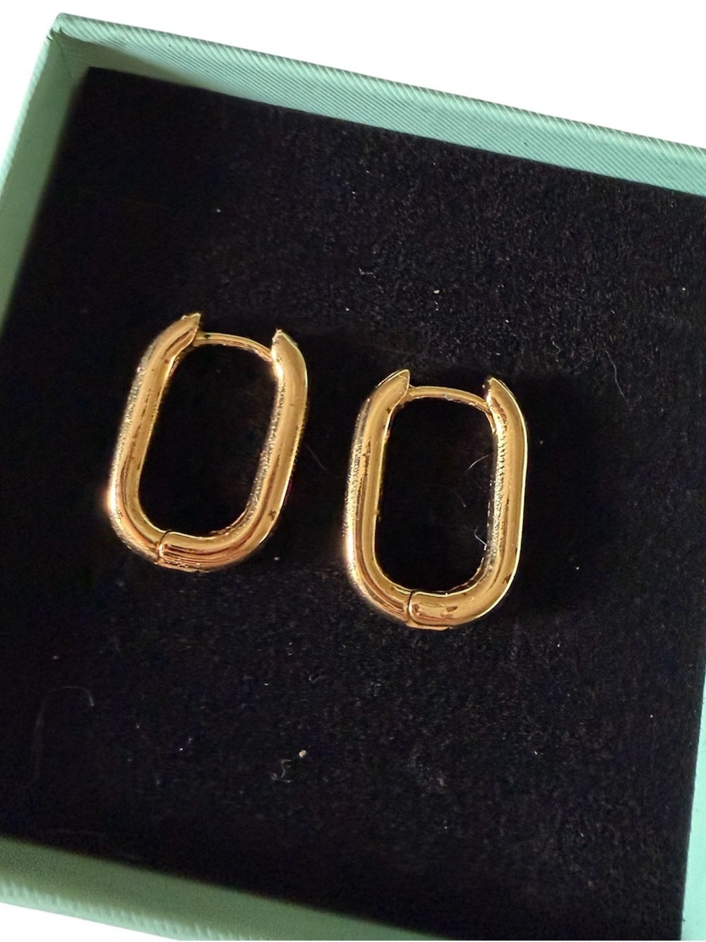 Gold Rectangular Hoop Earrings - Elegant Women’s Jewelry - Picture 2 of 3